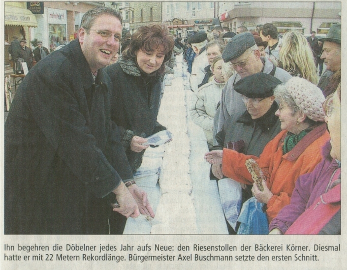 Tradition der Bäckerei Körner - Anschnitt Riesenstollen